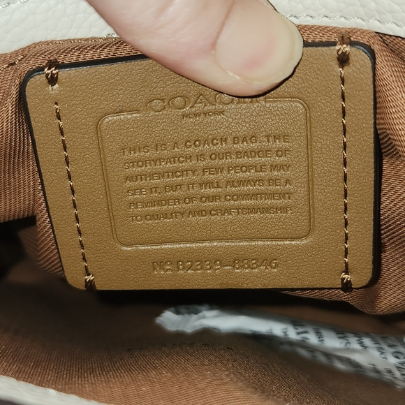 NWT Coach Cassie 19 Crossbody - Picture 14 of 16